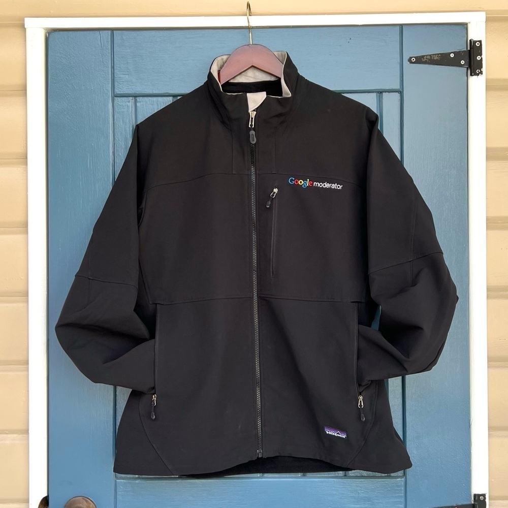 Patagonia Men's Black Soft Shell Jacket Size Large